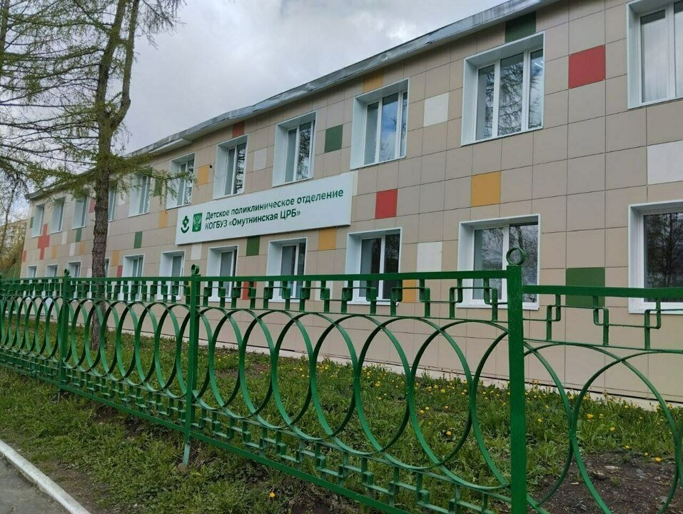 В Омутнинском районе отремонтировали поликлинику ЦРБ и Песковской амбулатории