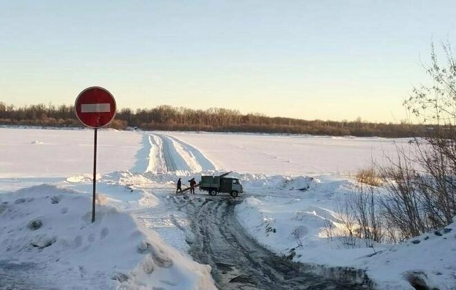 В Кировской области для движения автомобилей и пешеходов планируется оборудовать 6 ледовых переправ