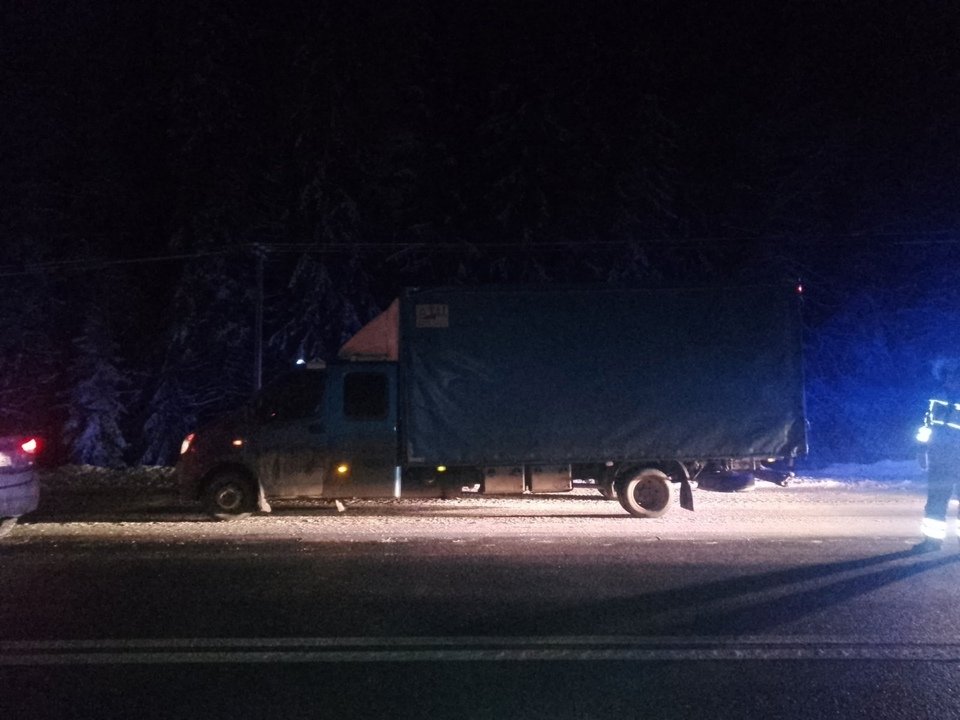 На трассе в Юрьянском районе водитель «Газели» сбил женщину