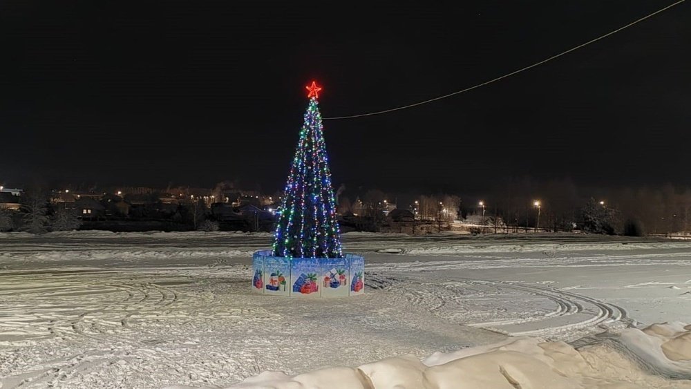 На этой неделе в каждом районе Кирова состоятся открытия главных елок