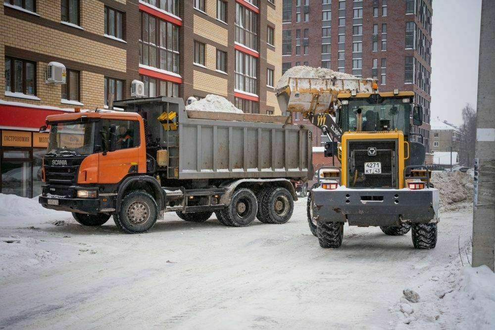 В Кирове подрядчики готовятся к ликвидации снегопада
