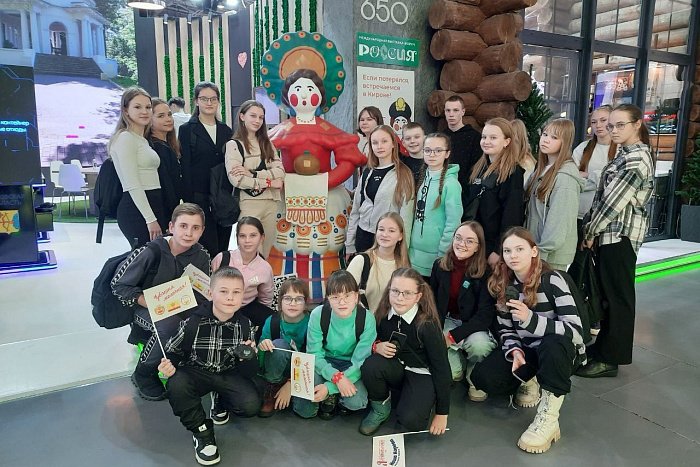 650 юных кировчан посетят выставку «Россия» (6+)