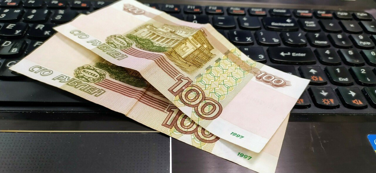 В Яранске мошенница подсунула пенсионеру «новые деньги»