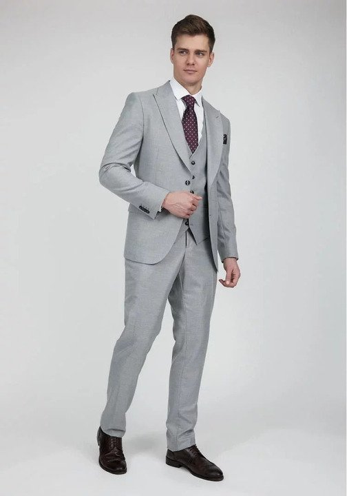 Мужской костюм: больше, чем просто одежда. Как подчеркнуть свою индивидуальность и статус правильным выбором