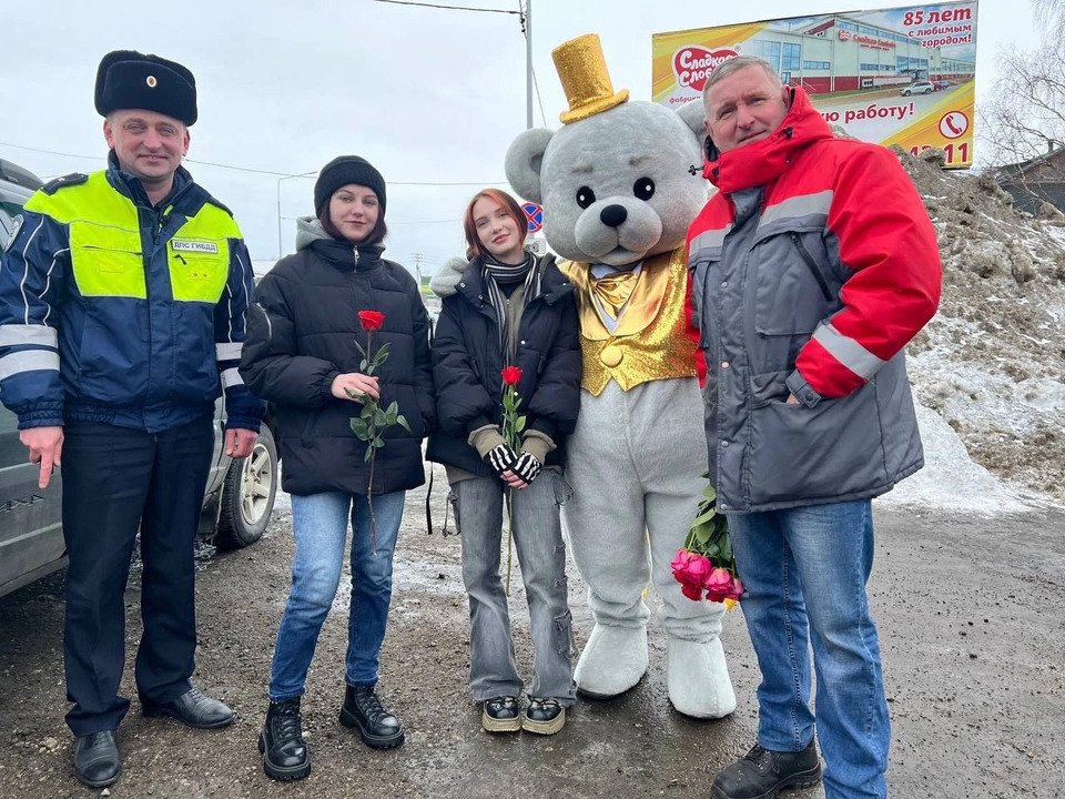 «Цветочный патруль» начал свою работу на дорогах Кировской области