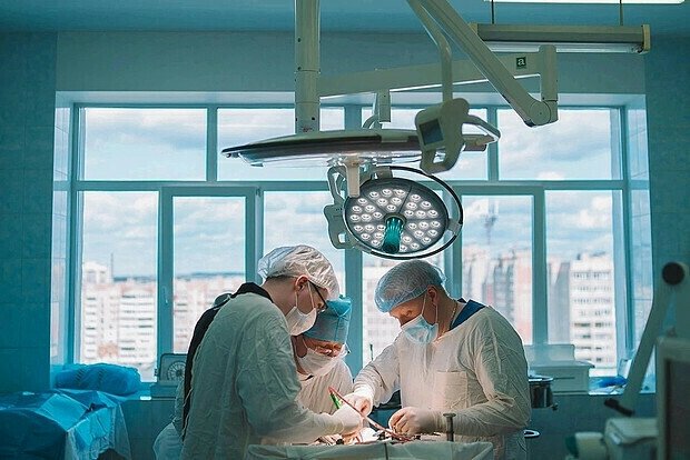 Кировские онкологи избавили пациентку от 25-сантиметровой опухоли