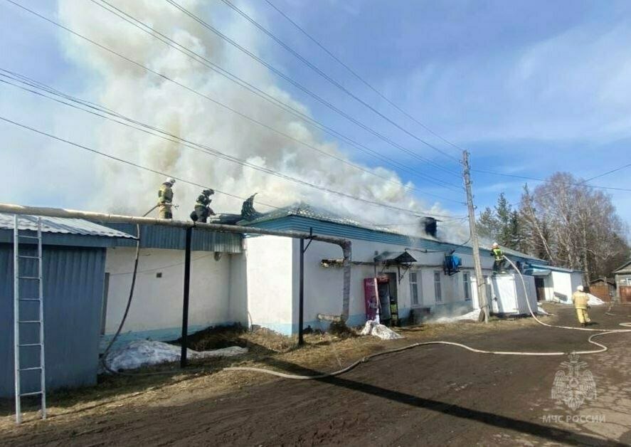 В Даровском сгорел магазин
