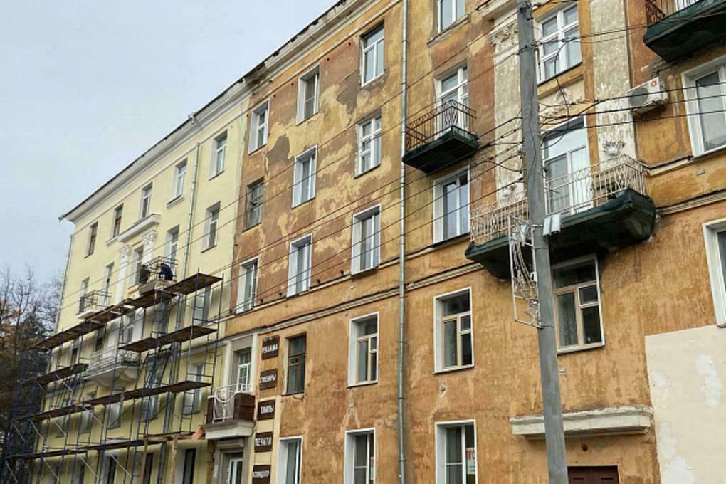 
        В Кирове 8 подрядчиков привлекли к ответственности за нарушение сроков по капремонту
      
