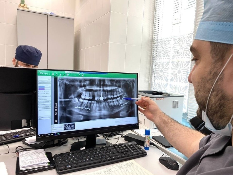 Кировский стоматолог-хирург удалил пациенту опухоль, развивавшуюся более 2 лет