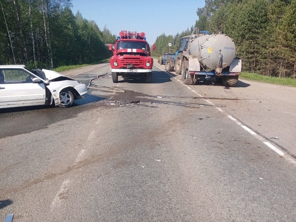 В Оричевском районе в ДТП с трактором и легковым автомобилем пострадали два человека