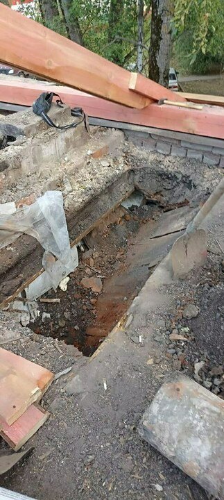 В доме на Широнинцев, 16 в Киров рухнул потолок