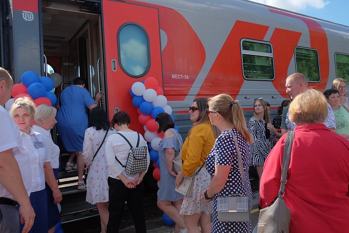 В Кировской области запустили новый пригородный поезд