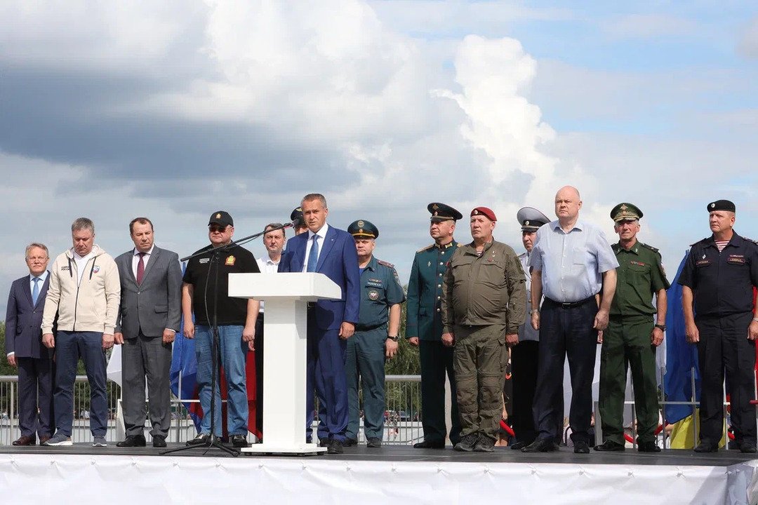 
        Кировские Гвардейцы участвуют в окружных юнармейских военно-патриотических сборах ПФО «Гвардеец - 2024»
      