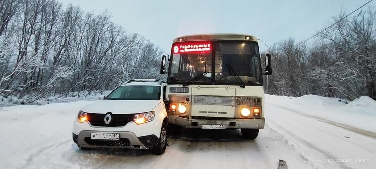 Фото "СПАС-КОМИ" Комитета ГО и ЧС