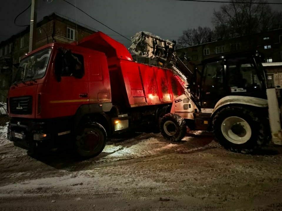 Ближайшей ночью снег вывезут с 29 улиц Кирова