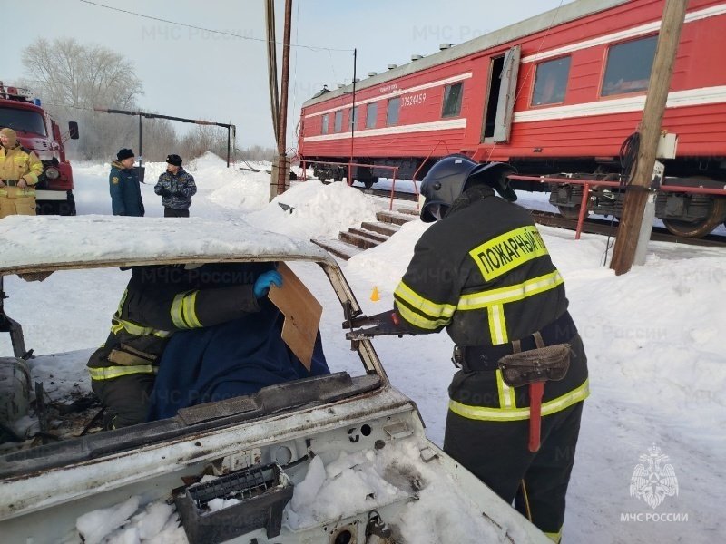 В Зуевке прошли соревнования по ликвидации последствий ДТП