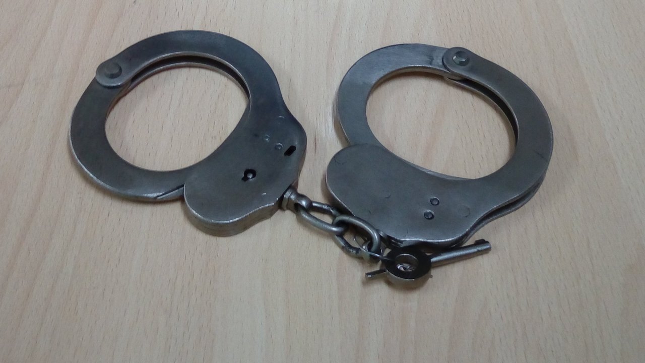 Кировчанина поймала на очередной краже виски из магазина